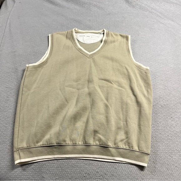 Smith and Watkins V Neck Sleeveless Golf Sweater Vest Size Large in Gray Tan EUC - Picture 1 of 3